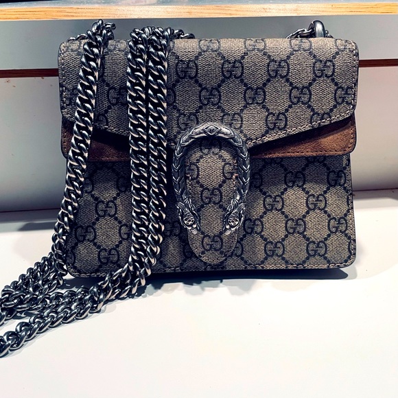 Gucci Dionysus GG Supreme Small Bag - Picture 1 of 14